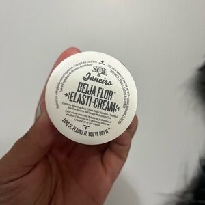 SOL DE JANEIRO BEIJA FLOR™ ELASTI-CREAM